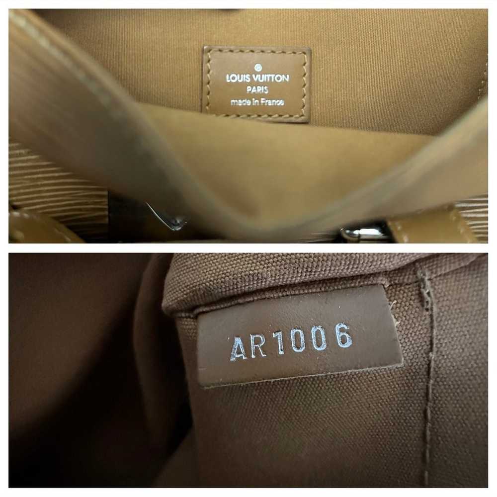 Authentic Louis Vuitton Segur MM Epi Shoulder bag… - image 6