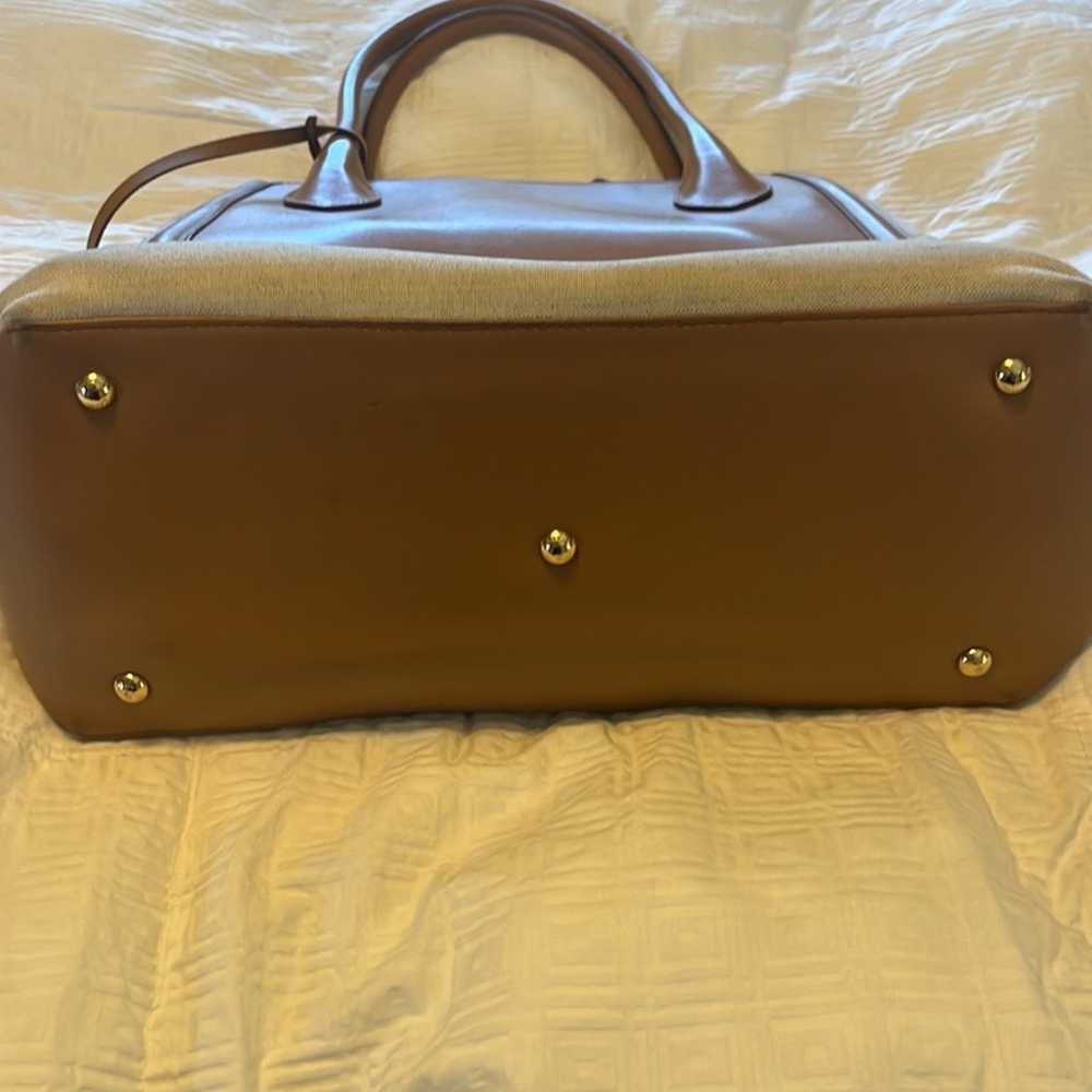 Salvatore Ferragamo bag like new in excellent con… - image 11
