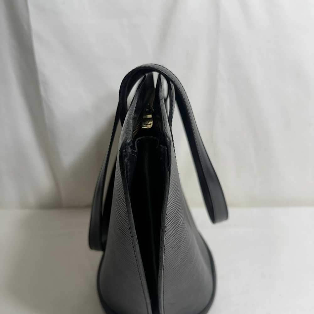 Louis Vuitton Shoulder Bag - image 7