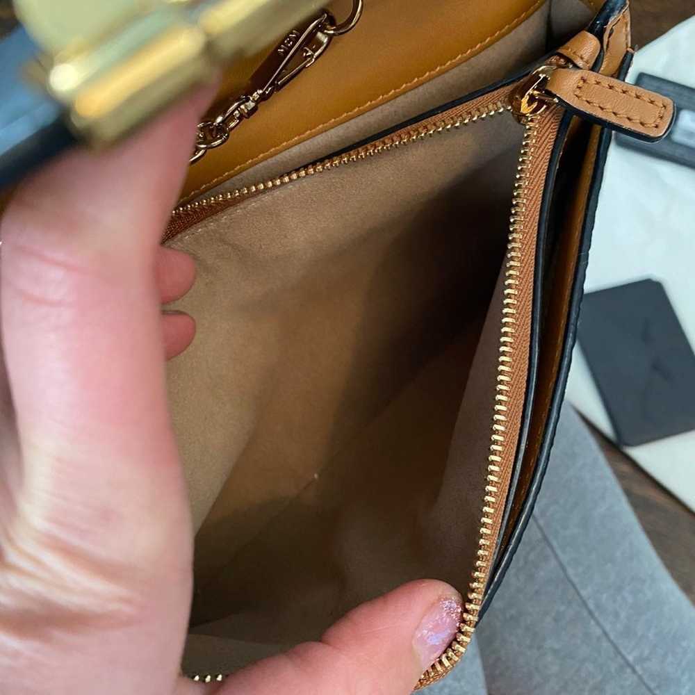 Authentic mcm bag likes new - image 10