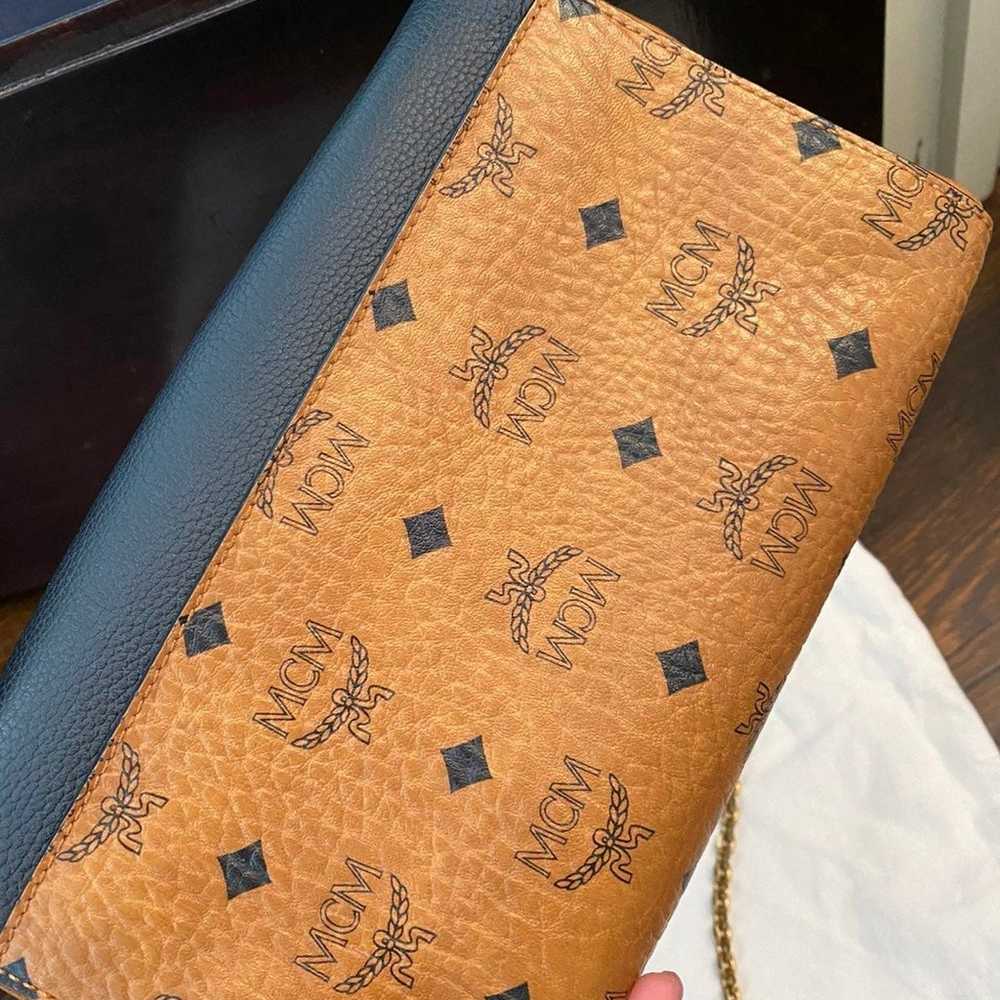 Authentic mcm bag likes new - image 3