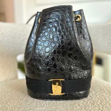 Salvatore ferragamo bucket bag - Gem Salvatore ferragamo bucket bag - Gem