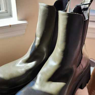 Green Zara Chunky Chelsea boots - image 1