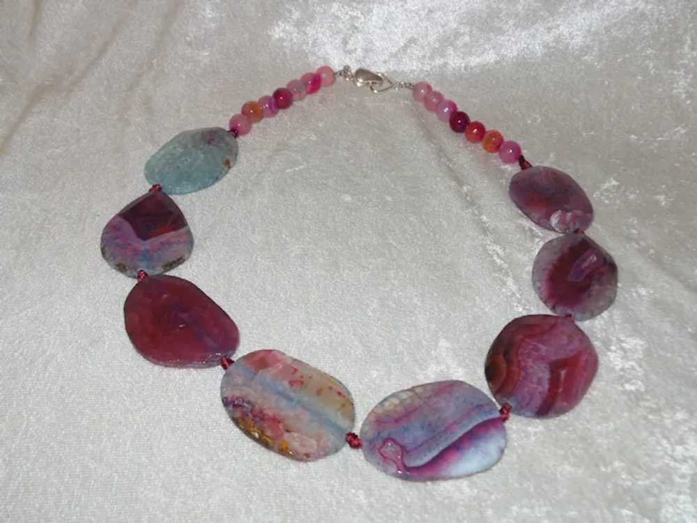 Hand Knotted Raspberry Pink Banded Agate Necklace - image 11