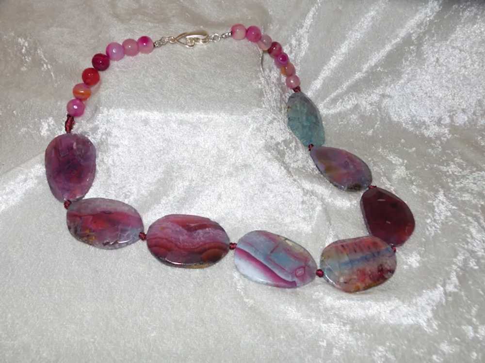 Hand Knotted Raspberry Pink Banded Agate Necklace - image 5