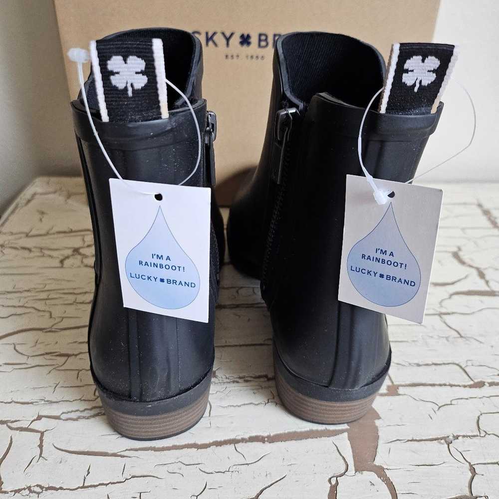 Like-New Lucky Brand 8 Black Rubber Rain Boots - image 3