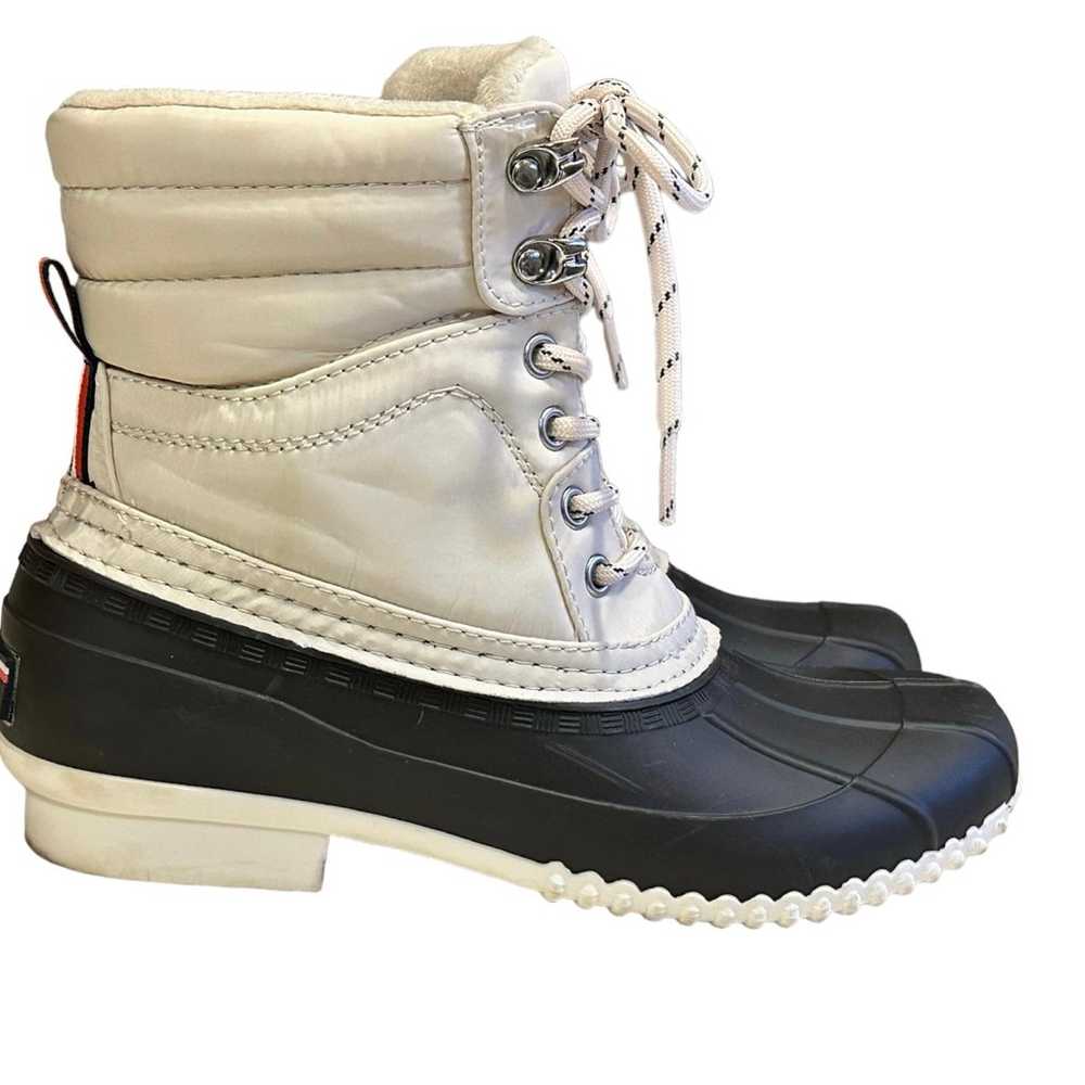 Tommy Hilfiger Woman Rochelle 2  Duck Boot Size 7M - image 4