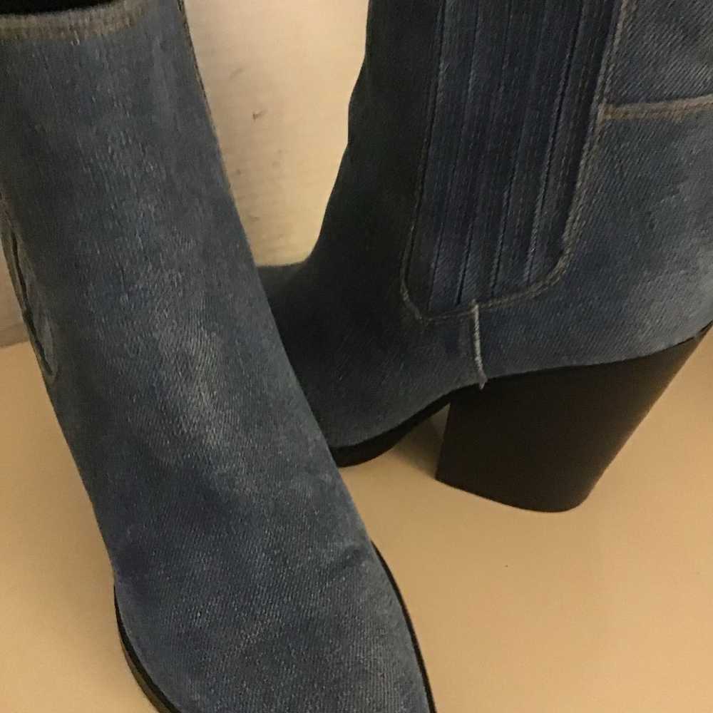 Kendall & Kylie women denim Chelsea boots US  7 E… - image 2