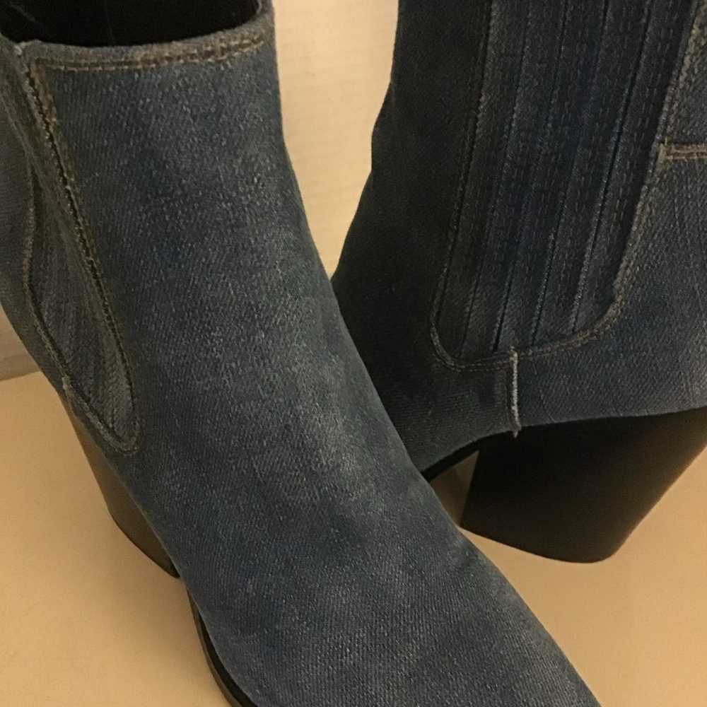 Kendall & Kylie women denim Chelsea boots US  7 E… - image 3