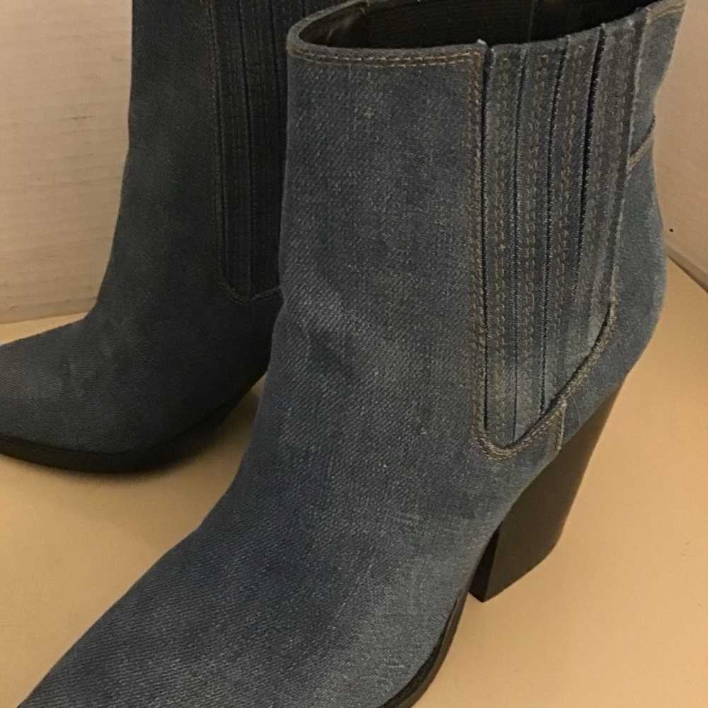 Kendall & Kylie women denim Chelsea boots US  7 E… - image 6
