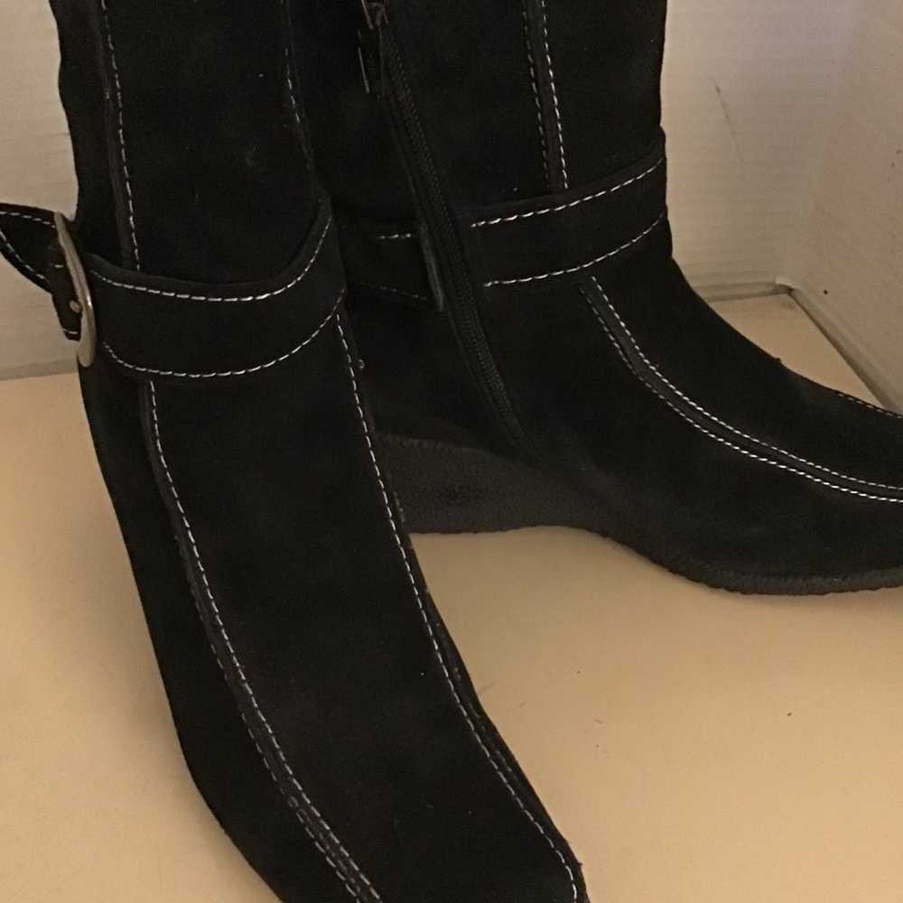 Santana Canada women black suede wedge boots US 6… - image 6