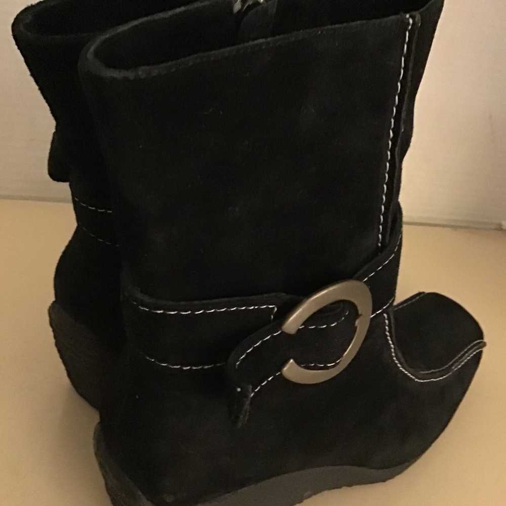 Santana Canada women black suede wedge boots US 6… - image 7