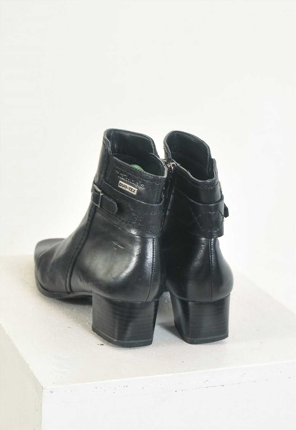 Vintage 00s real leather ankle boots - image 2