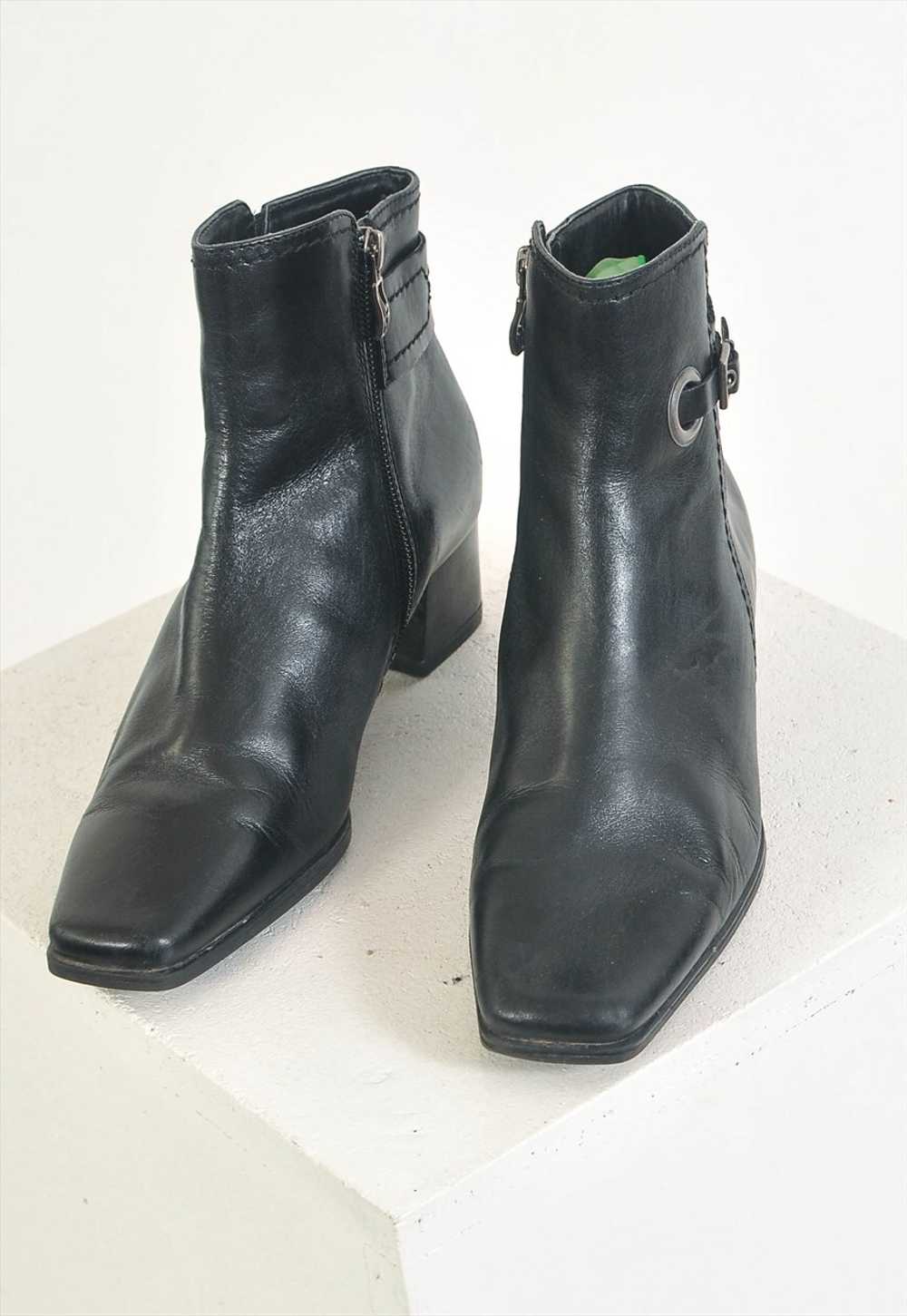 Vintage 00s real leather ankle boots - image 4