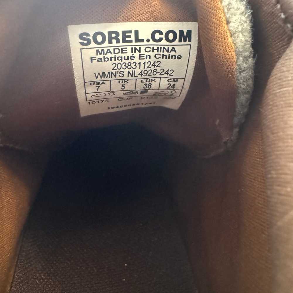 womens Sorel boots size 7 - image 3