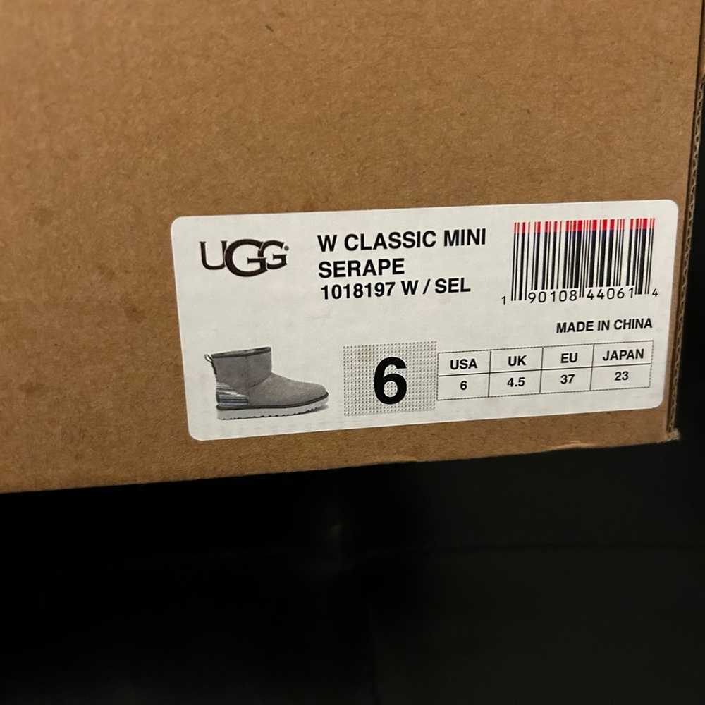 UGG - image 5