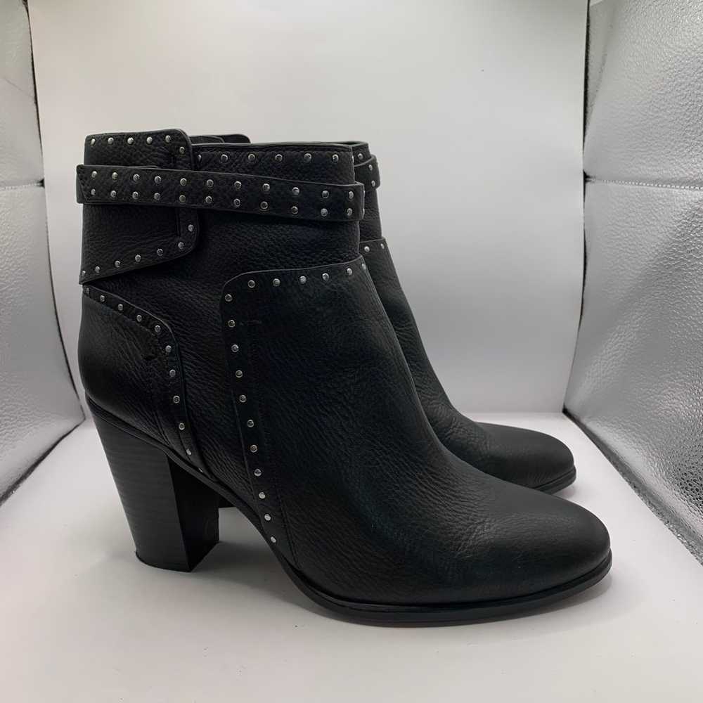 Vince Camuto size 11M Faythes Bootie ankle heel b… - image 1