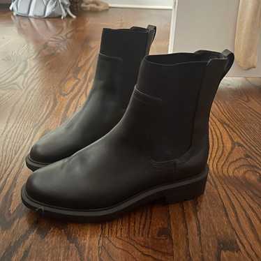 Short Black Booties