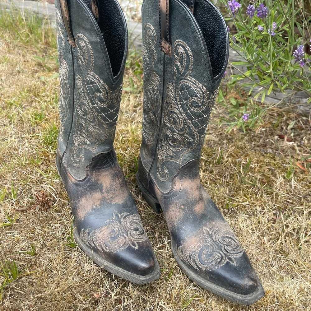 cowgirl boots - image 2