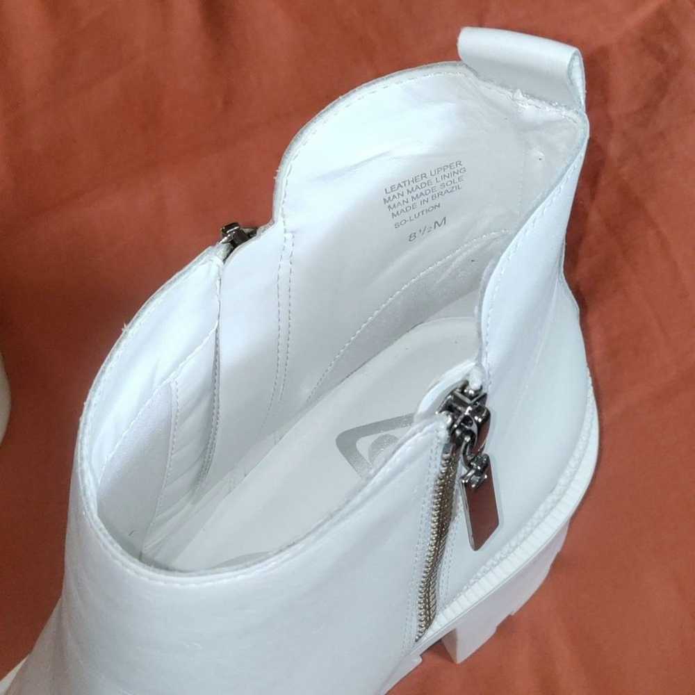 Gianni Bini white ankle boot with heel - image 4
