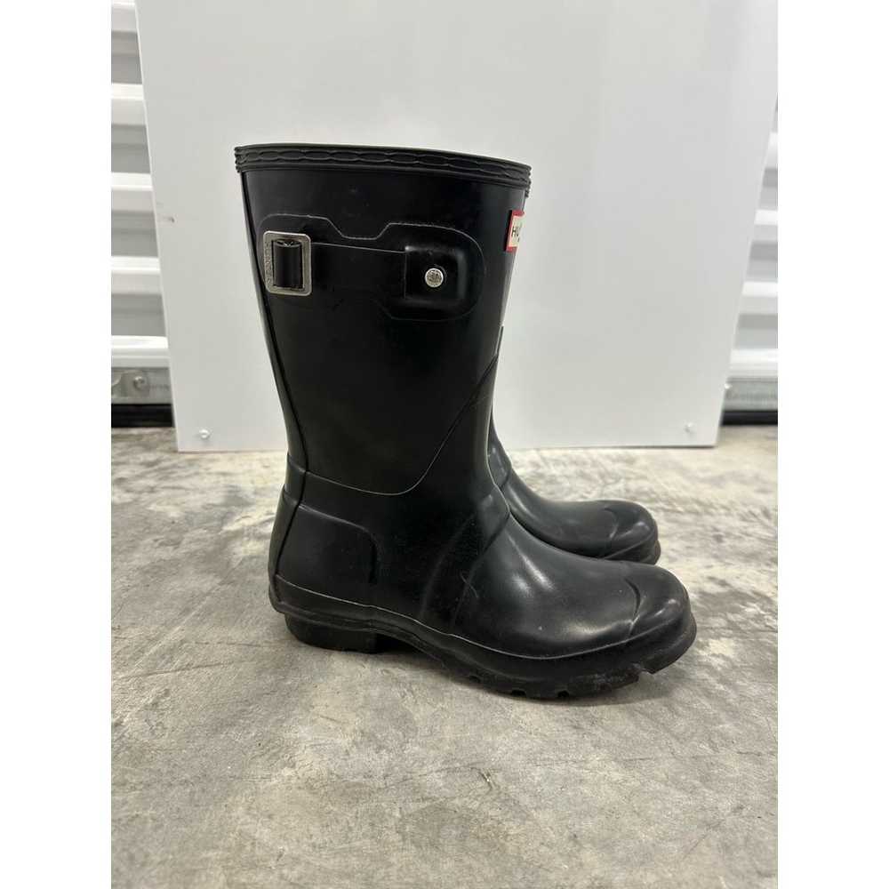 Hunter women rain boots Black sz 6 short gloss - image 2
