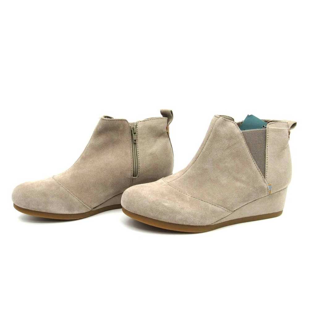 TOMS Women's Kelsey Suede Wedge Bootie in Tan Sz 5 - image 3