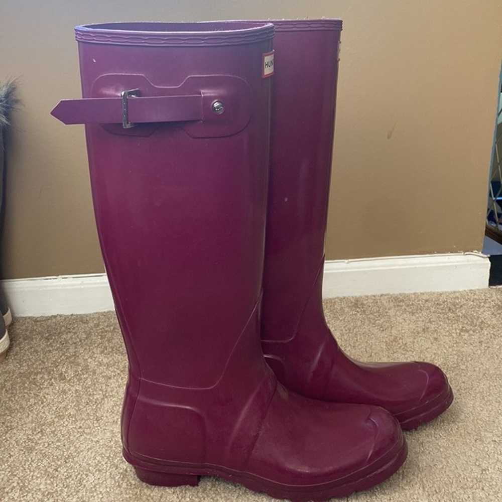 HUNTER burgundy rain boots - image 4