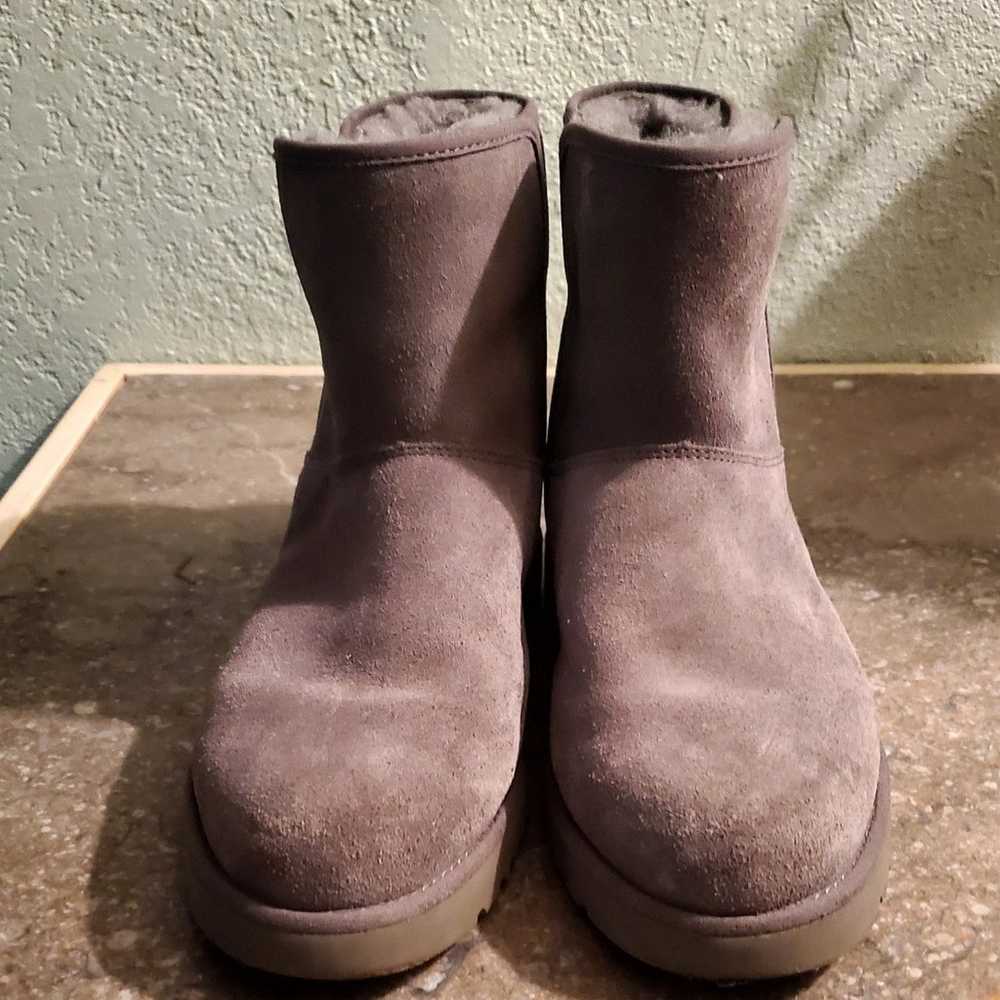 UGG Kristin Boots size 7 - image 1