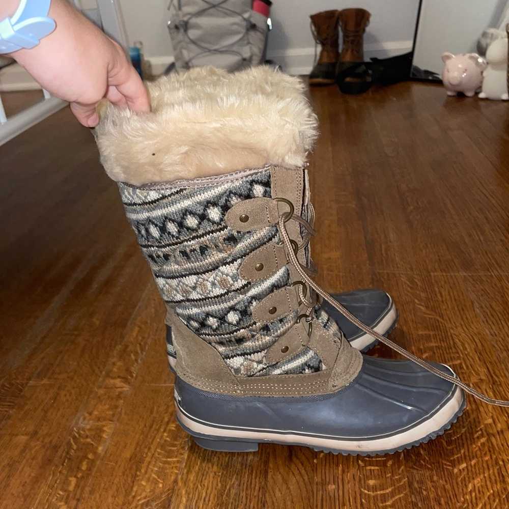 Snow Boots - image 3