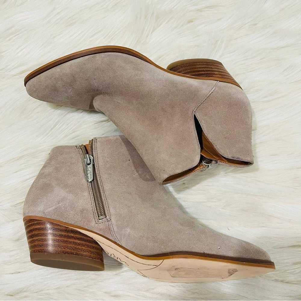 Women’s Franco Sarto Shellson Taupe Suede Ankle B… - image 9