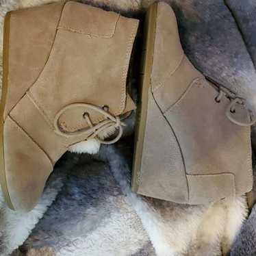 Toms Kayla Desert Wedge booties