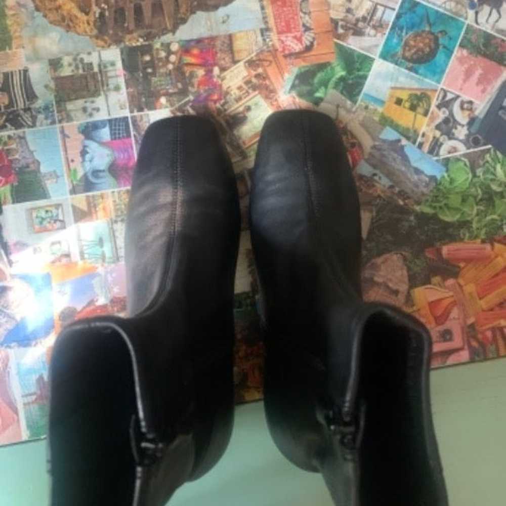 Square toe leather boots- black - image 2