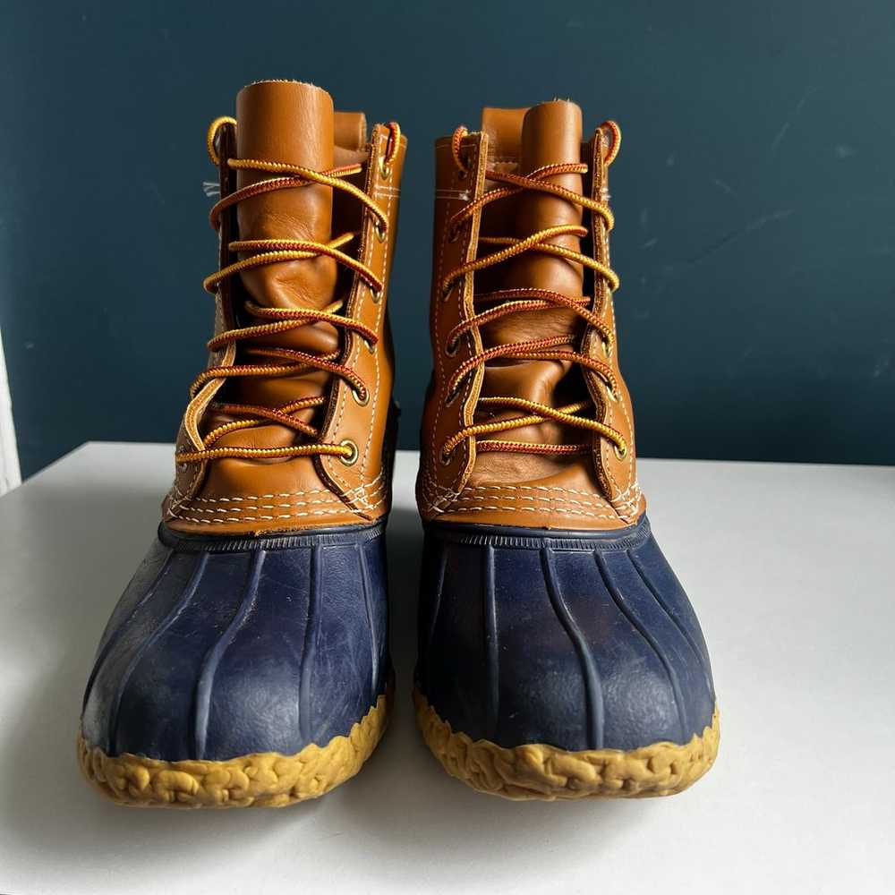 LL BEAN Bean Boots in Navy Blue and Tan Size 8 - image 3
