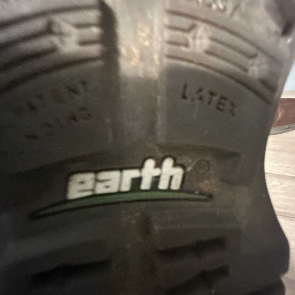 Earth Boots - image 6