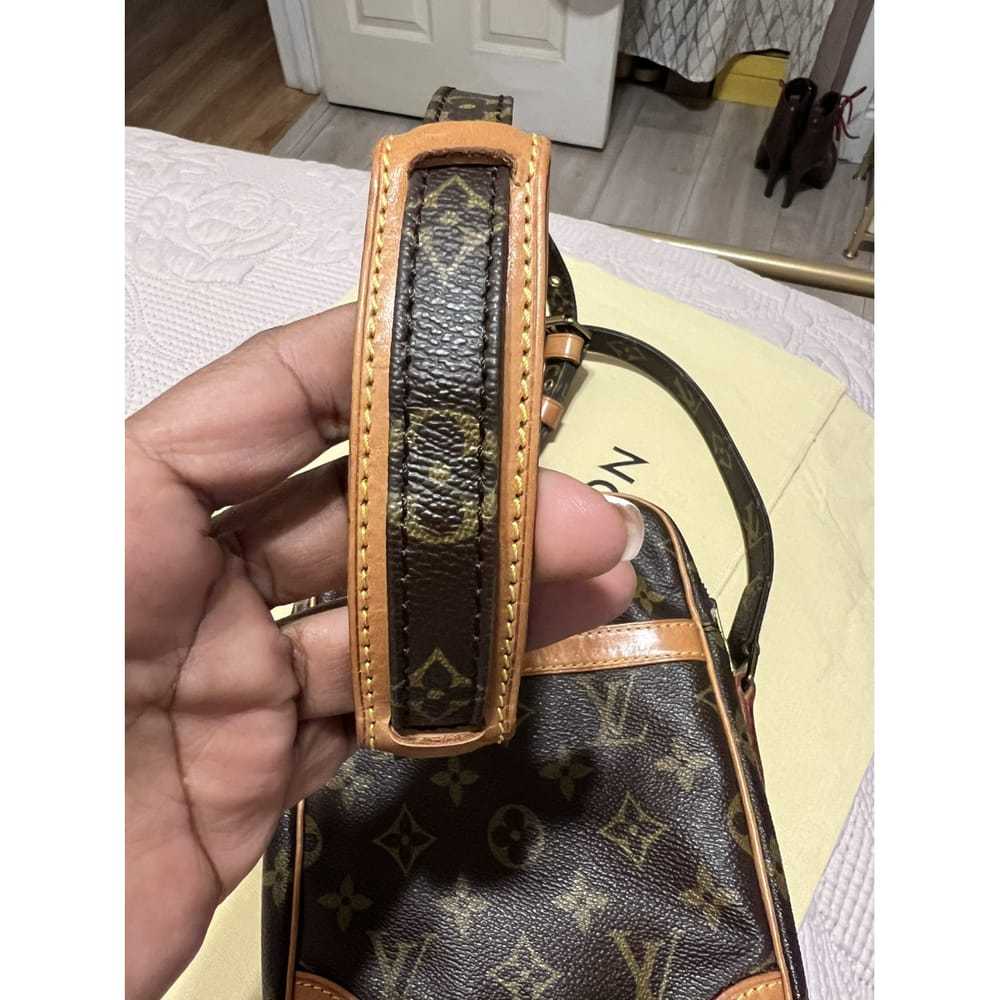 Louis Vuitton Danube leather crossbody bag - image 4