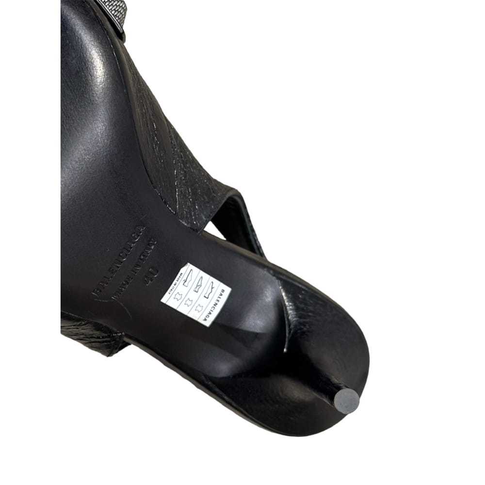 Balenciaga Cagole leather sandal - image 7
