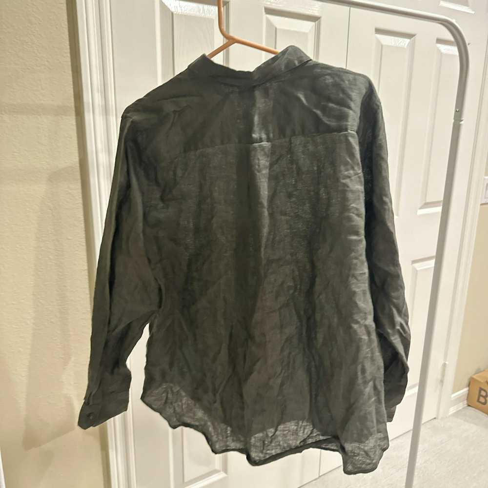 Lemaire × Uniqlo Uniqlo U 100% Linen Shirt in Dar… - image 2