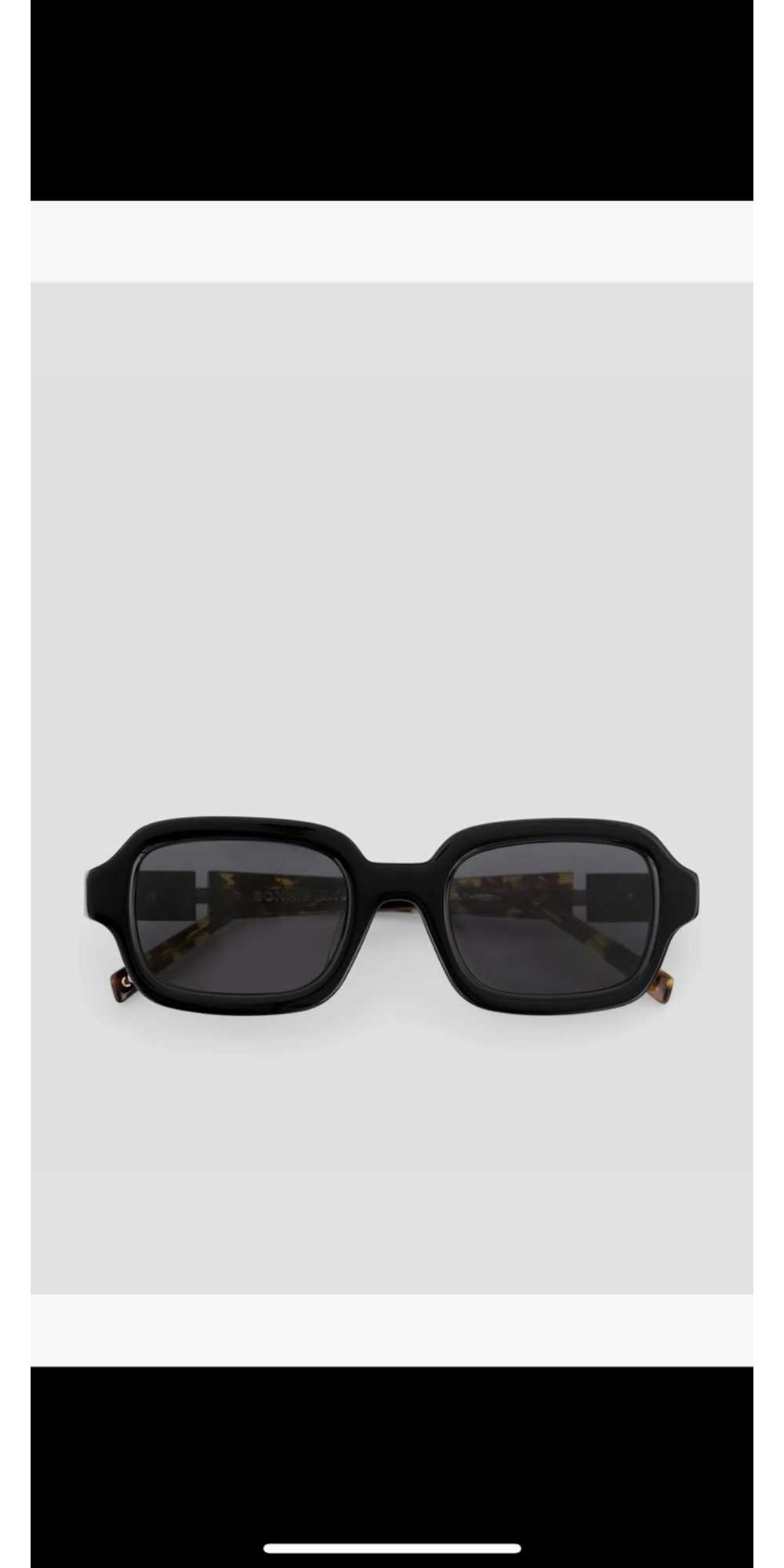 Bonnie Clyde Bonnie Clyde Shy Guy Sunglasses - image 4