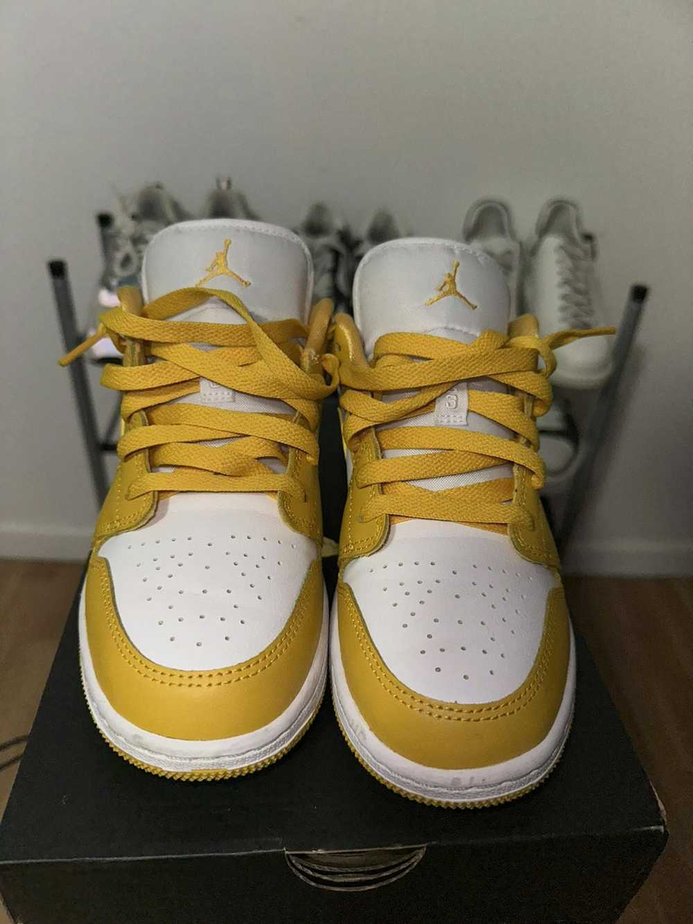 Jordan Brand × Nike Nike Air Jordan 1 Low Pollen - image 1