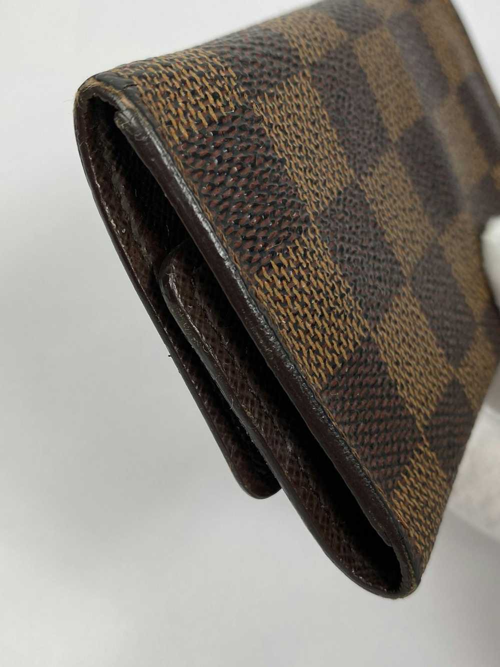 Louis Vuitton Damier Ebene Key Holder - image 7