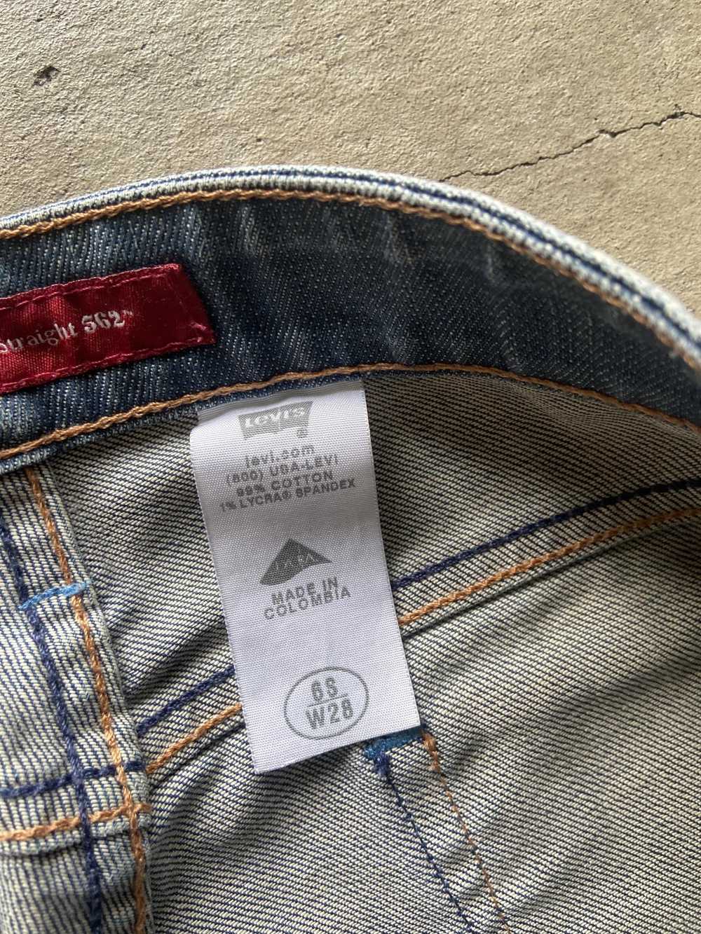 Designer Vintage Levi's Straight 562 Jeans - image 4