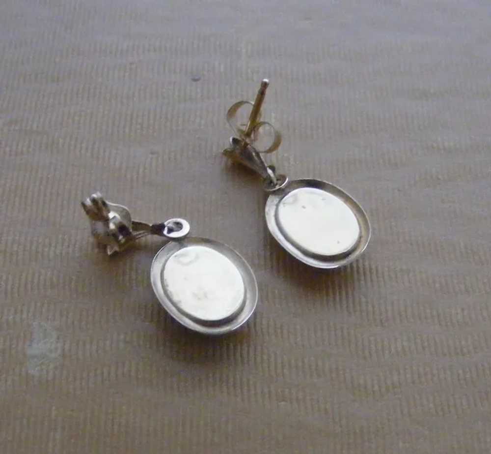 14K Yellow Gold & Jade Pierced Earrings - image 3