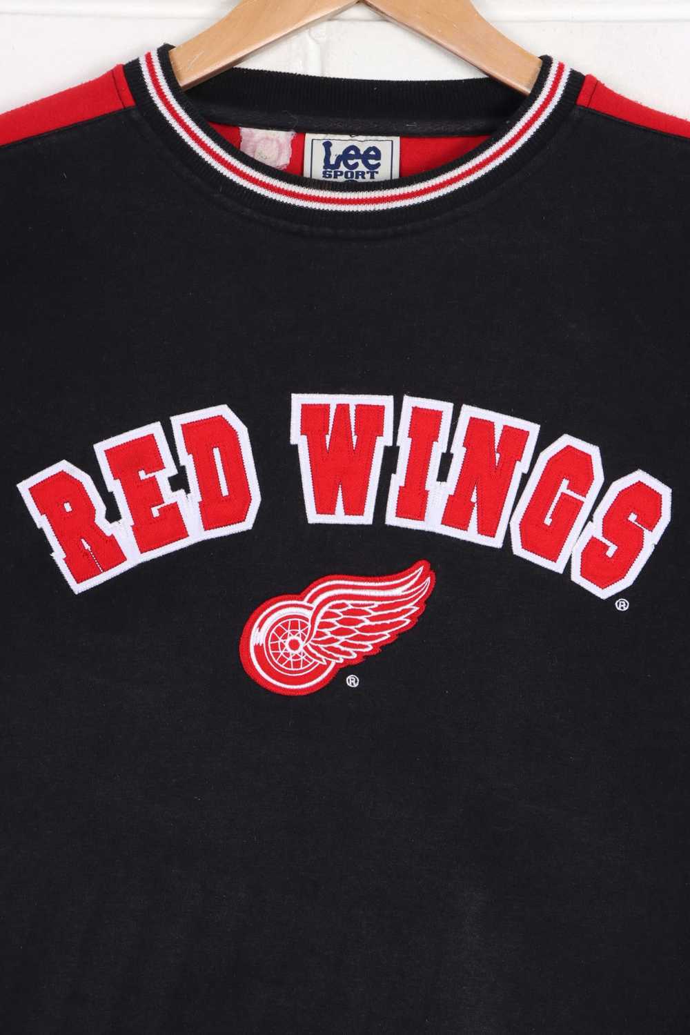 NHL Detroit Red Wings Embroidered Logo LEE SPORT … - image 3