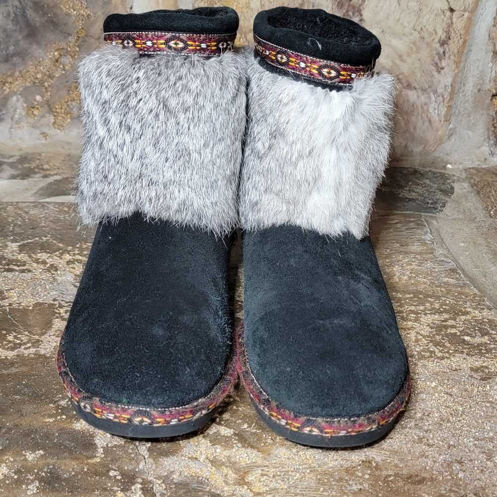 Bearpaw Suede and rabbit fur black boots-1404w-su… - image 3