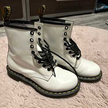 White Dr Martens 1460