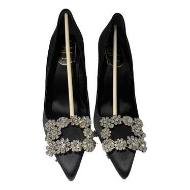 Roger Vivier Flower Strass Buckle cloth heels - image 1