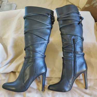 Sexy Vince Camuto Boots Sz 9 - image 1