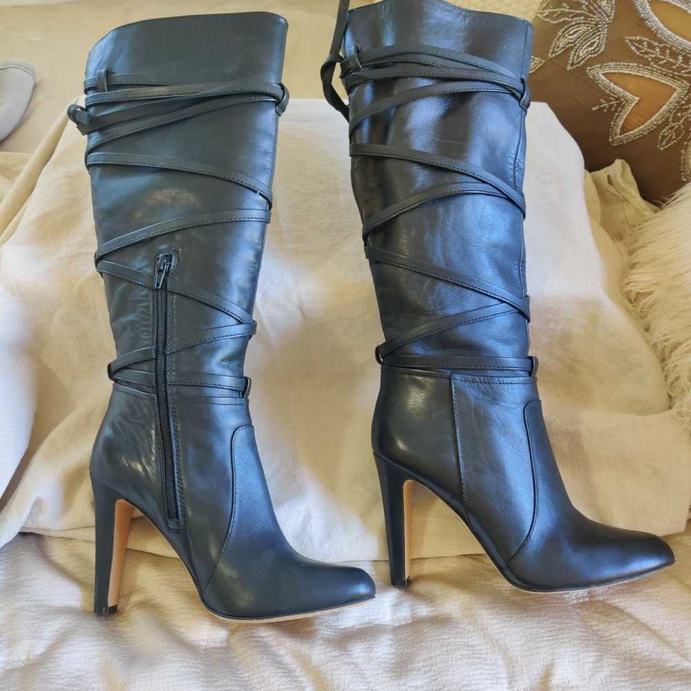 Sexy Vince Camuto Boots Sz 9 - image 2