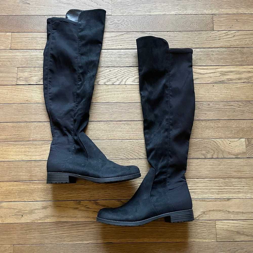 Unisa knee high black boots size 8M - image 1