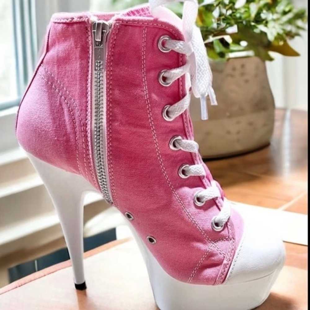 PLEASERS Size 7…..Dolls Kill New Pink Tennis Shoe… - image 2